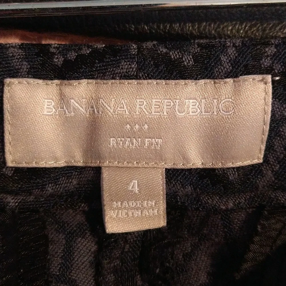Banana Republic Ryan Fit Black Print Trouser Pant